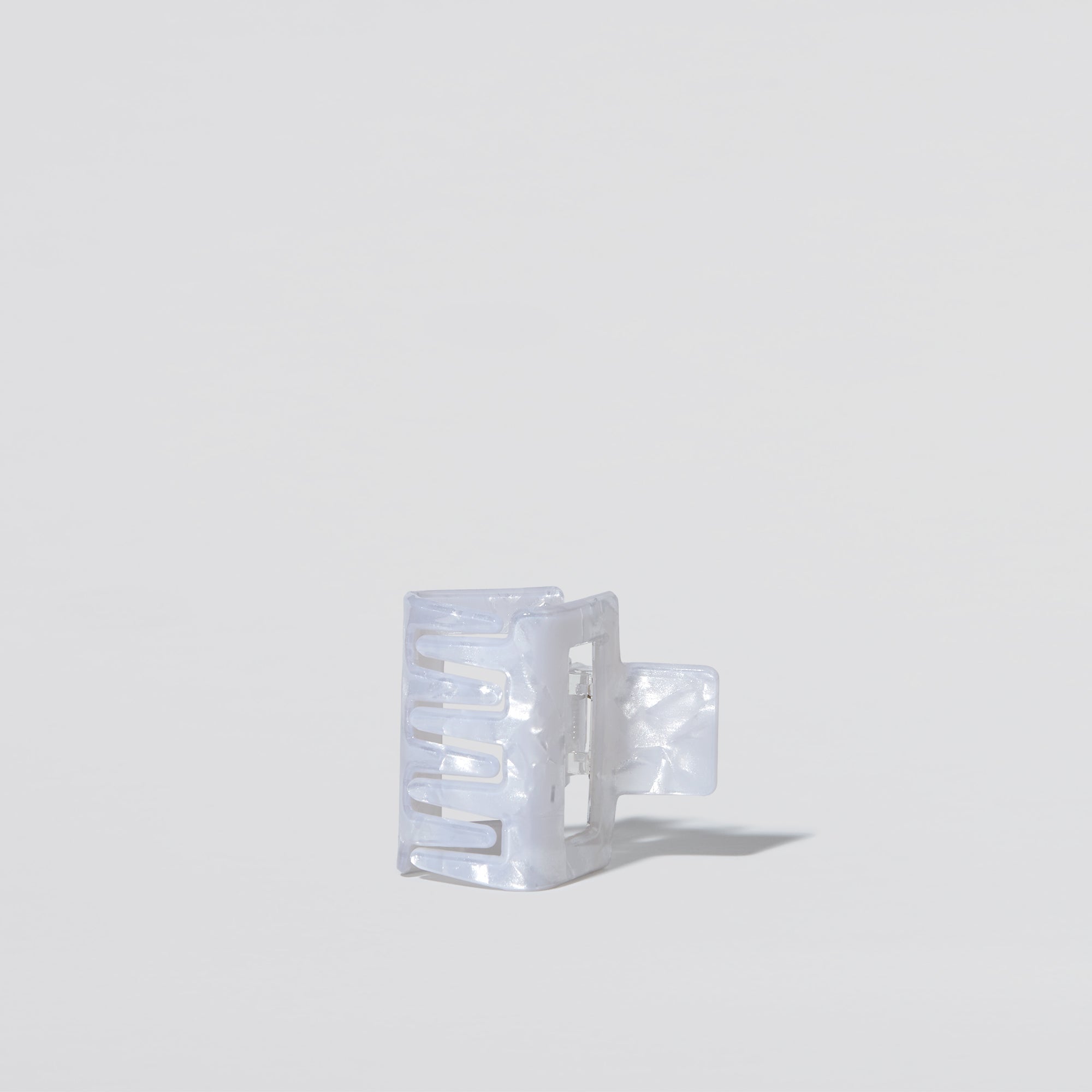 White Shell Clip Mini